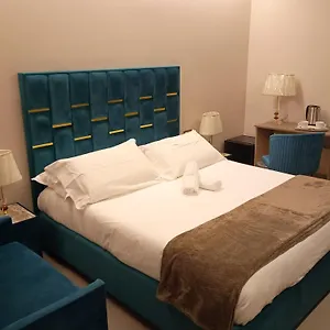 Suites&rooms Piazza Dei Martiri Aeroporto di Catania Fontana Rossa